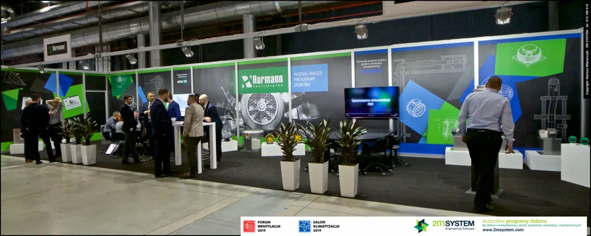 Panoramic view of the full Harmann stand with visitors at Forum Wentylacja 2019