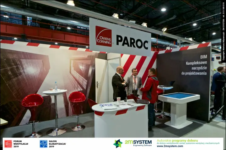 Paroc BIM design tool wall next to a touchscreen table
