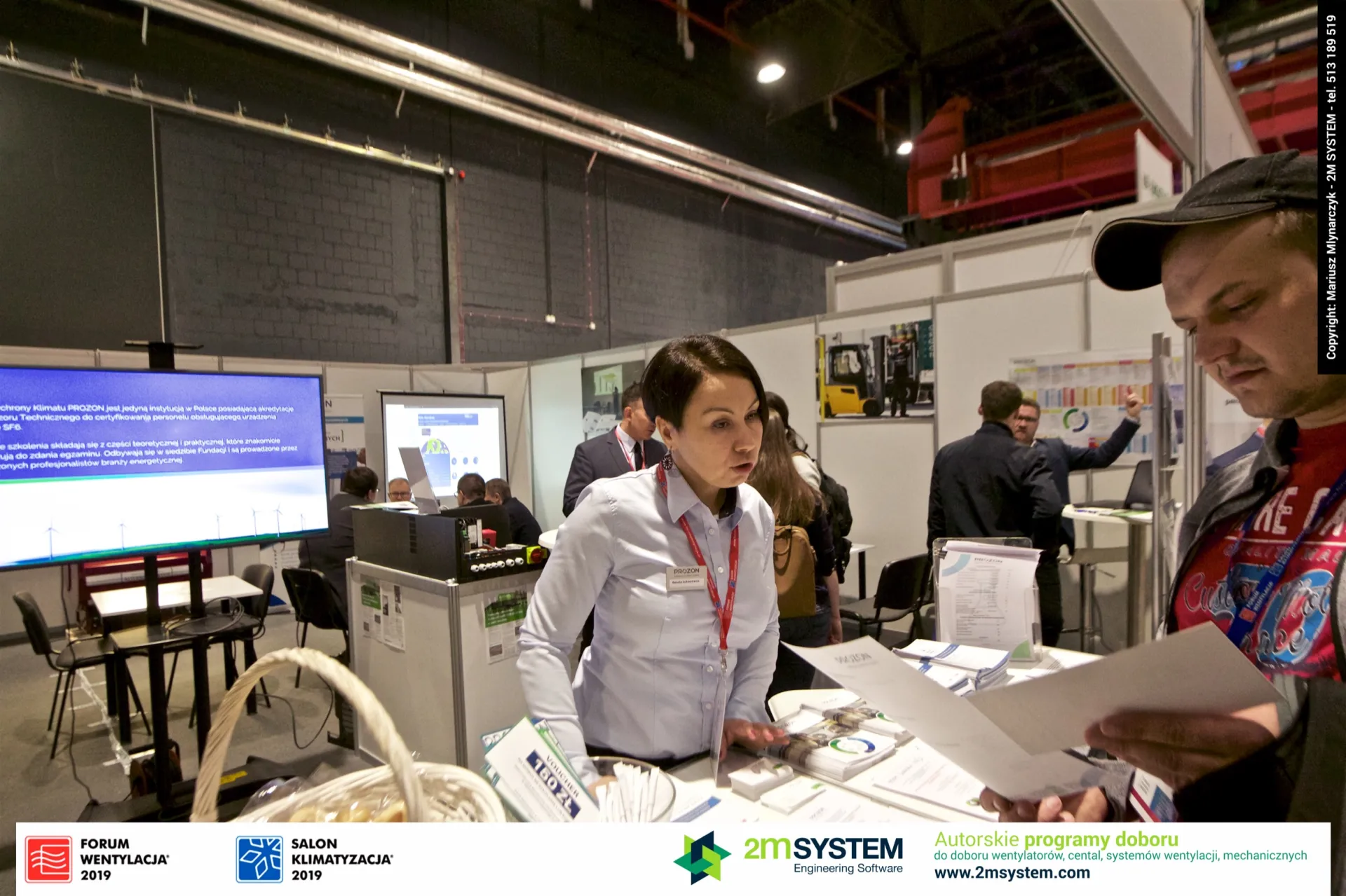 Prozon counter with brochures and certification information screen at Forum Wentylacja 2019