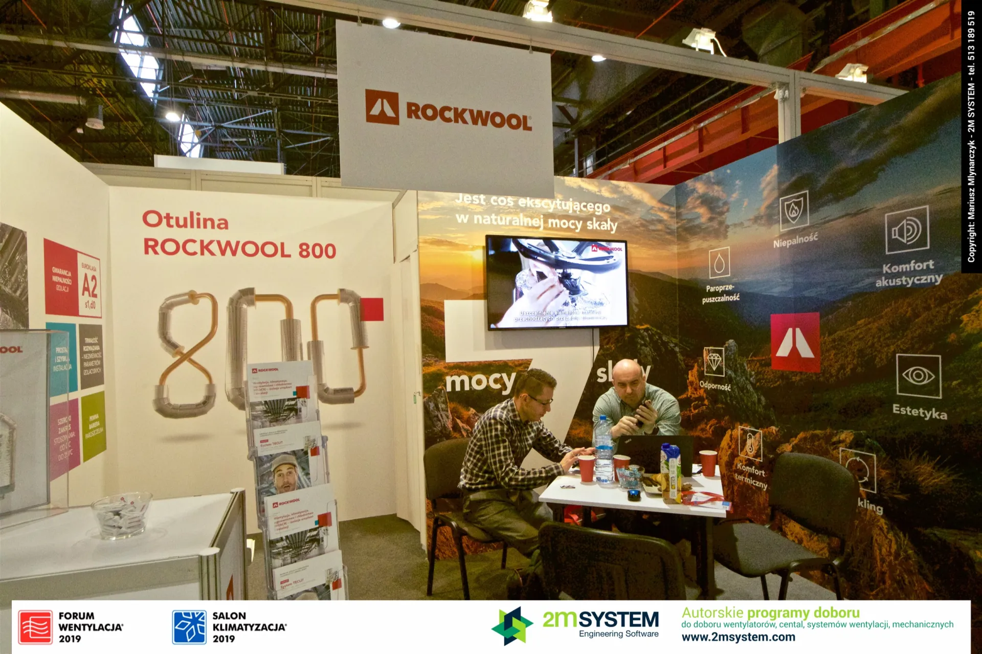 Rockwool stand promoting "Otulina ROCKWOOL 800" pipe insulation at Forum Wentylacja 2019