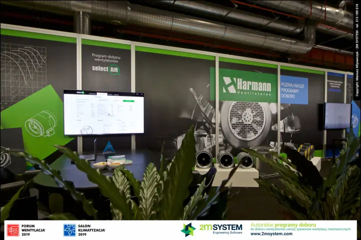 selectAIR product data on screen and duct fans on the Harmann stand at Forum Wentylacja 2019