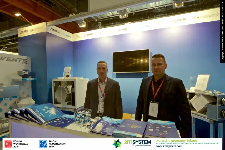 Vents team at the catalogue counter with heat recovery units on display at Forum Wentylacja 2019