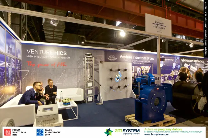 Venture HICS wall, lounge sofas and holographic fan wall at Venture Industries at Forum Wentylacja 2019