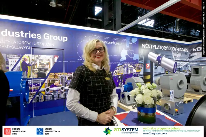 Venture Industries counter with smoke exhaust fans and "Wentylatory oddymiające" wall at Forum Wentylacja 2019