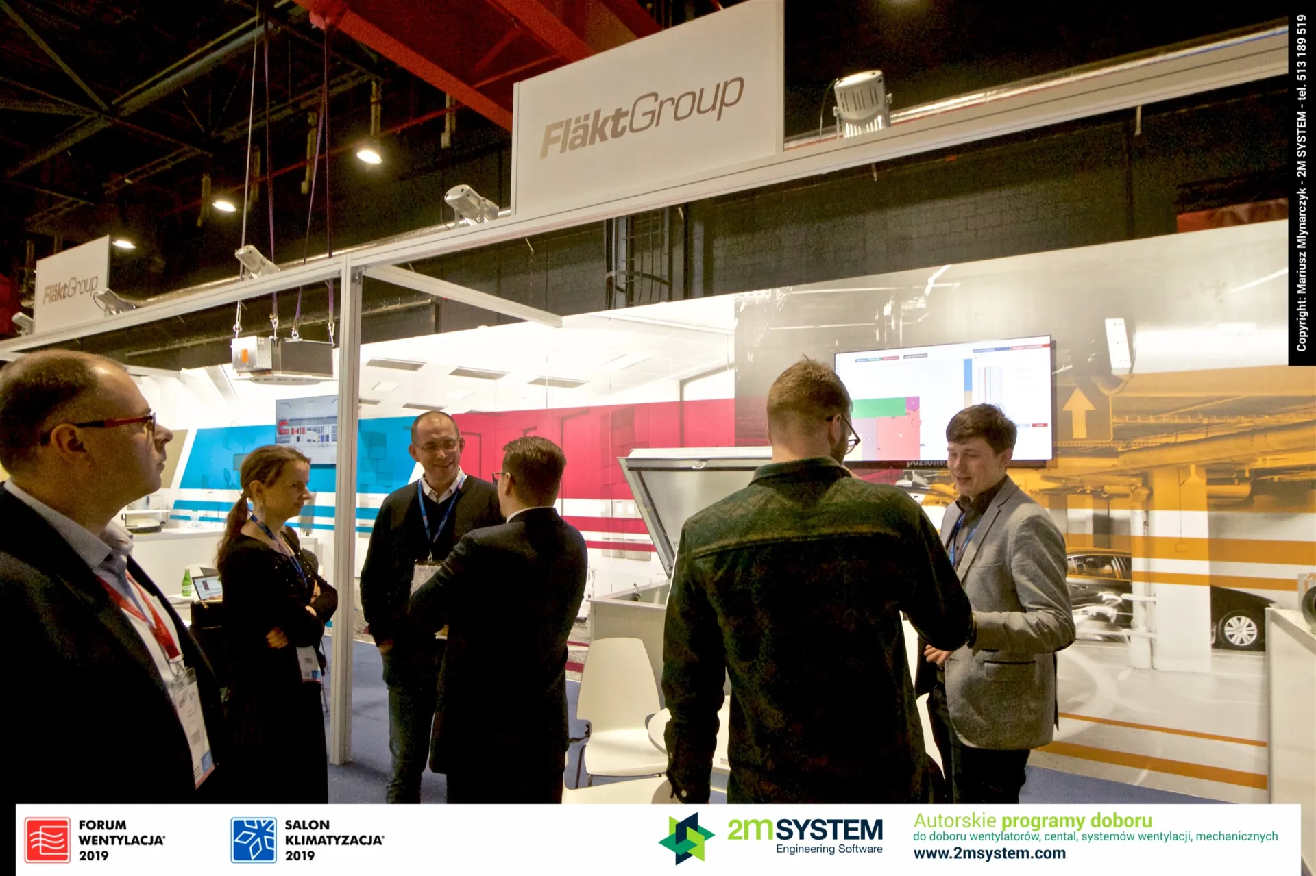Visitors in conversation at the Fläkt Group stand at Forum Wentylacja 2019
