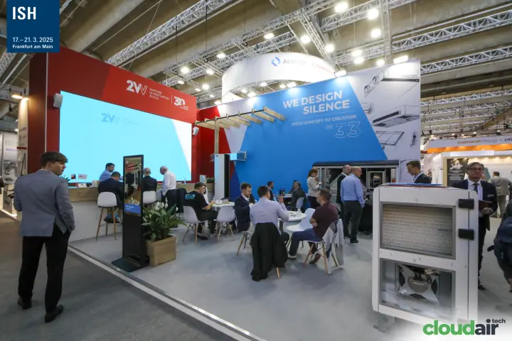 2VV stand corner with open ventilation unit and light-blue screen at ISH 2025