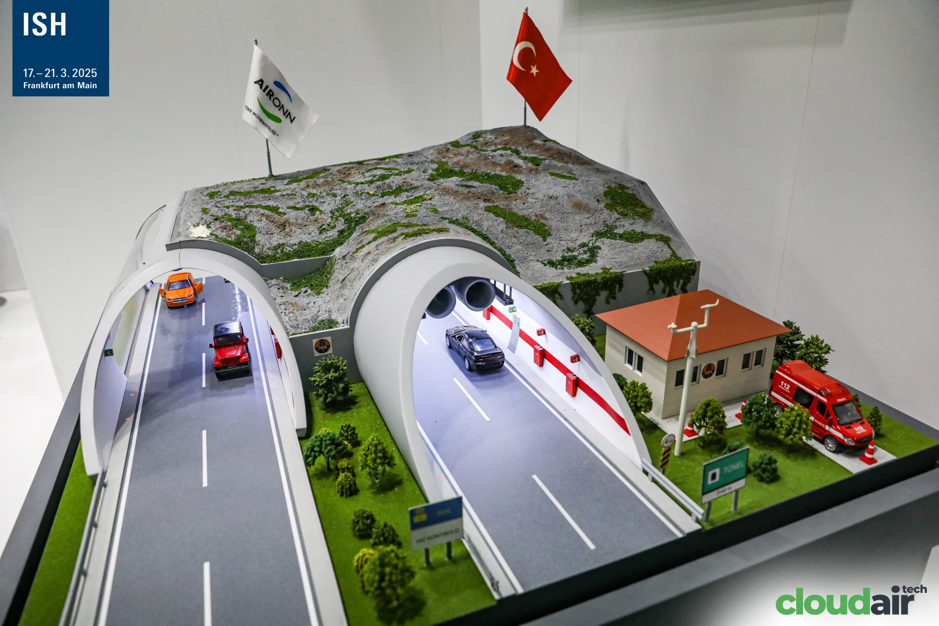 Aironn scale model of a road tunnel with jet fans at ISH 2025