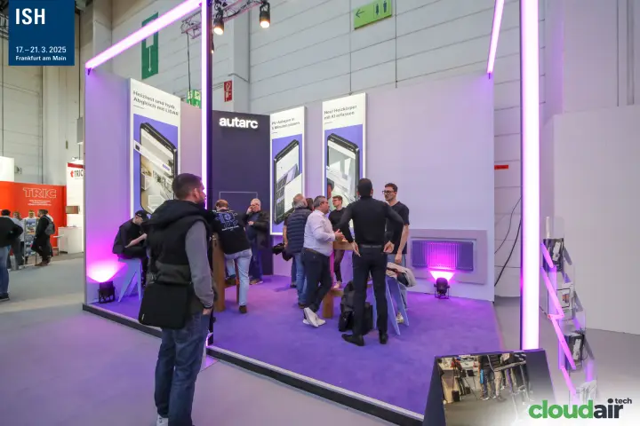 Autarc stand with purple lighting and app panels for installers