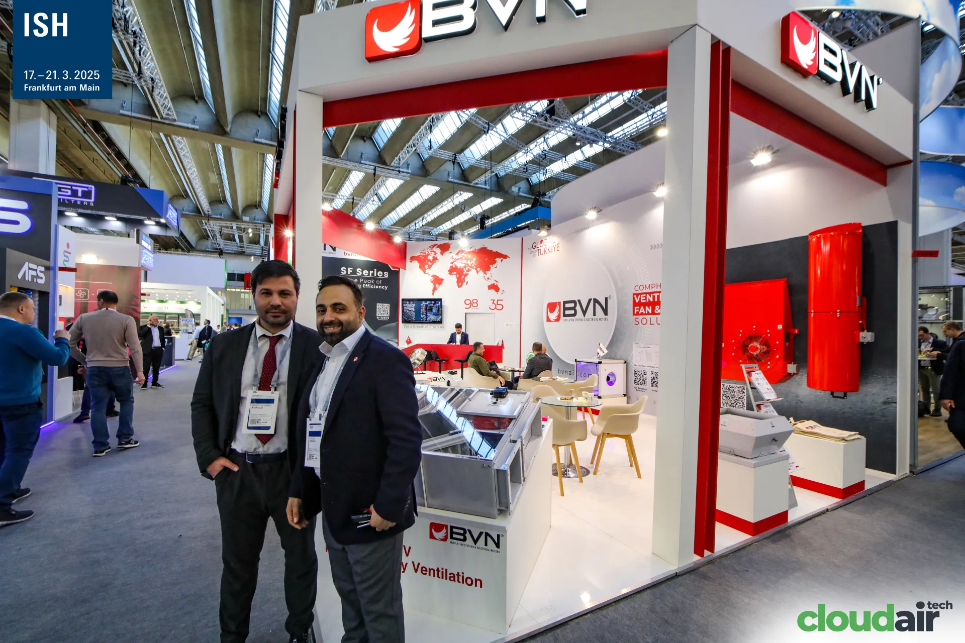 BVN stand corner with two exhibitors and the clear-top HRV unit at ISH 2025