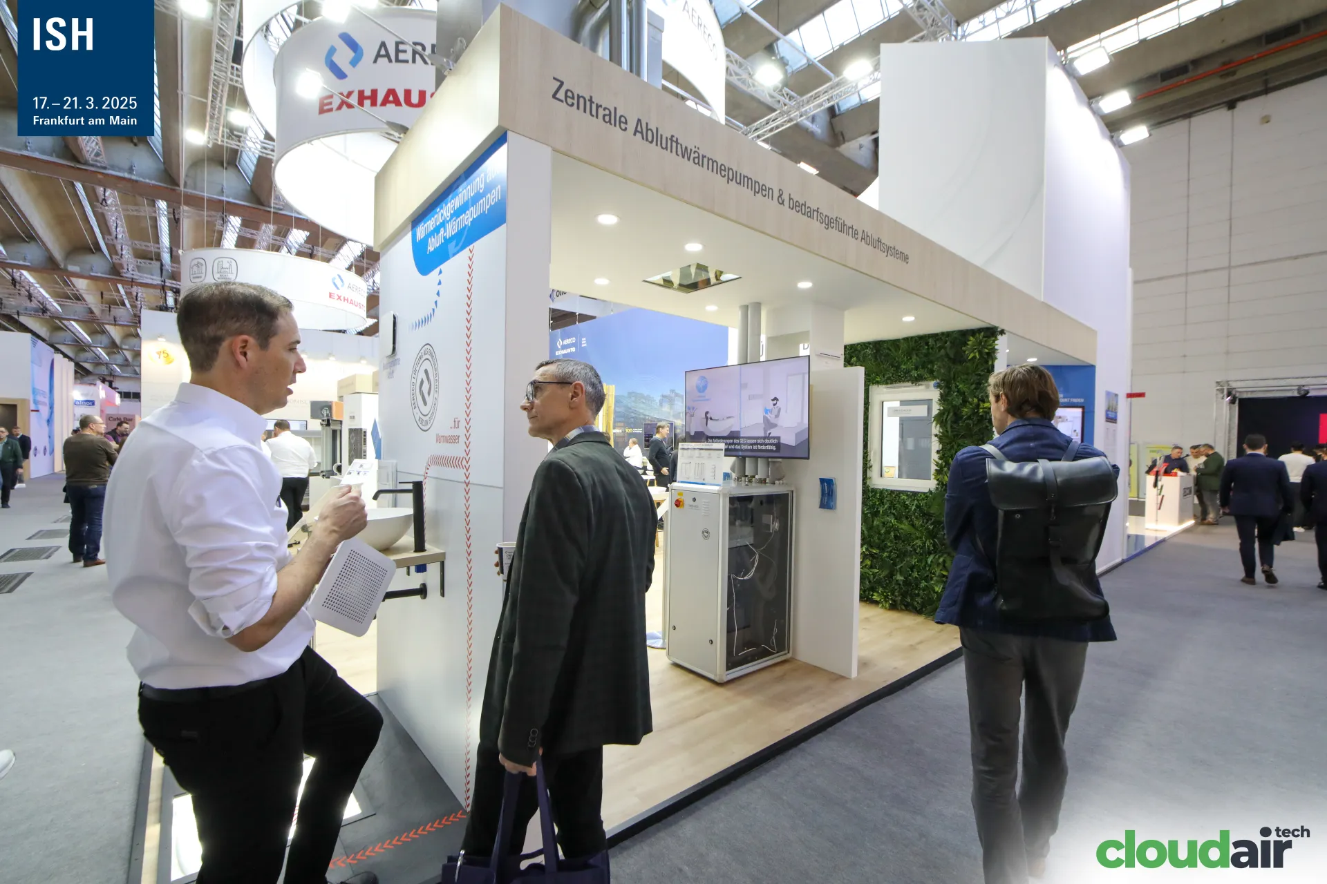 Central exhaust-air heat pump module with green wall at Aereco Exhausto at ISH 2025