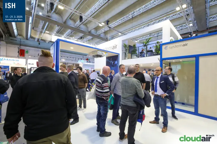 Crowd of visitors in front of the two-storey Systemair stand at ISH 2025