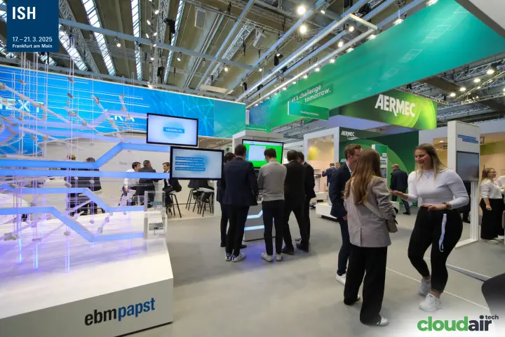 ebm-papst NEXAIRA screens and touch stations next to the light installation at ISH 2025