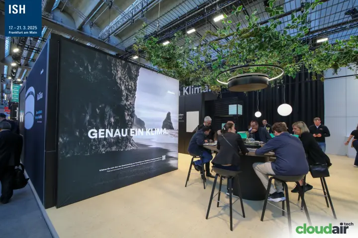 "Genau ein Klima." campaign wall at the Kampmann meeting area at ISH 2025