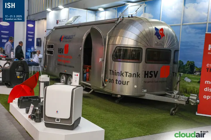 HSV aluminium "ThinkTank on tour" caravan with foam ventilation components at ISH 2025