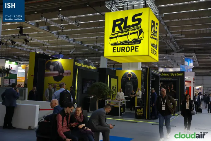 Illuminated RLS Europe cube above the Rapid Locking System stand