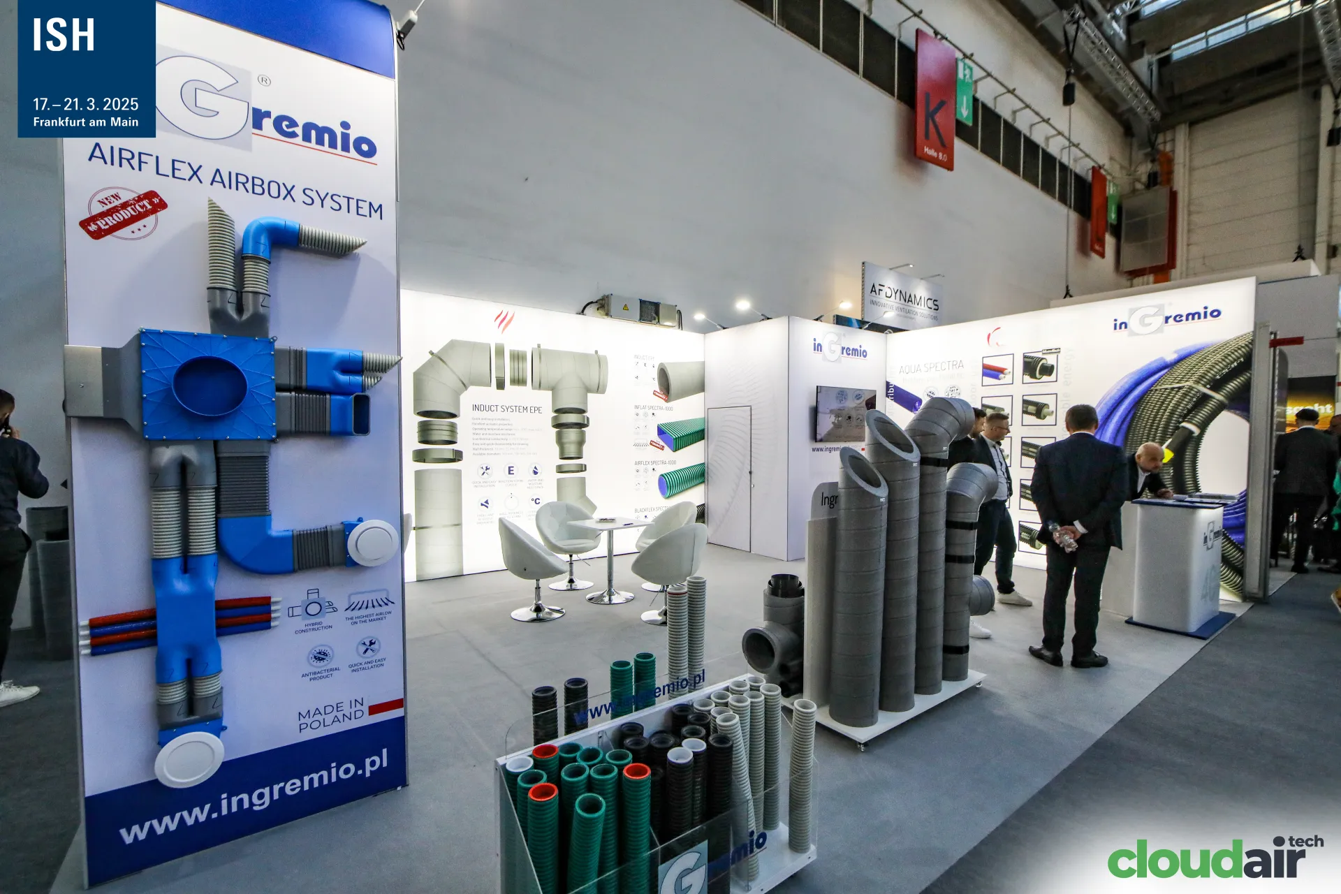inGremio Airflex Airbox System display with flexible ducting at ISH 2025