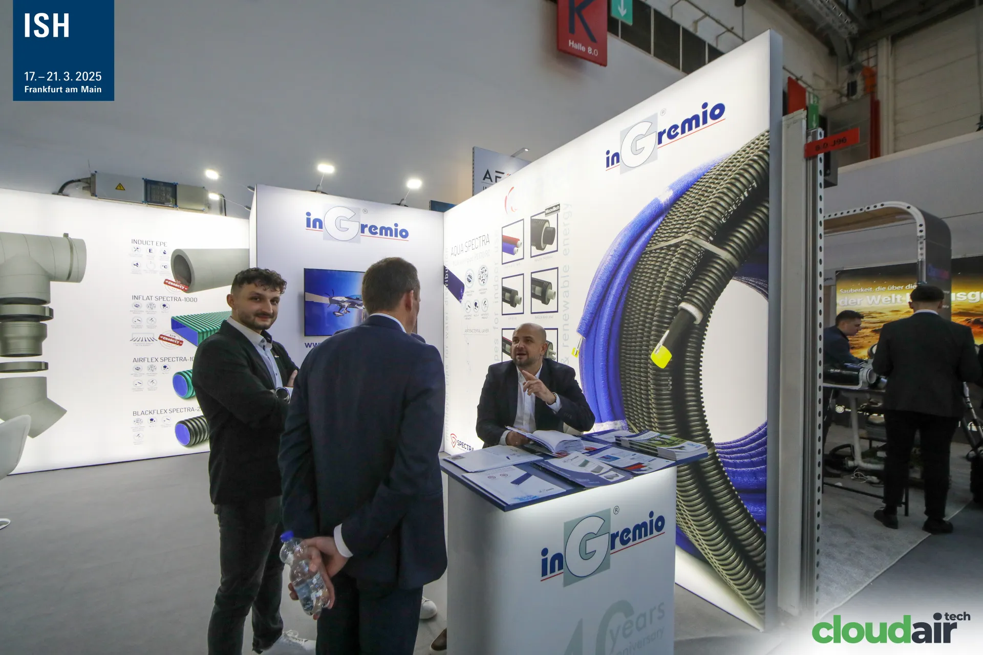 inGremio counter with Aqua Spectra pre-insulated pipe graphics at ISH 2025