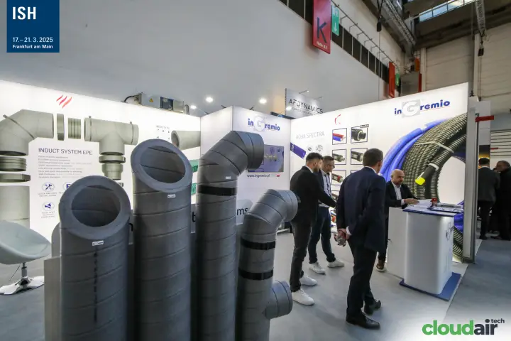 inGremio grey EPE duct elbows and tees in the foreground at ISH 2025