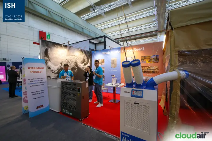 Kaya stand with portable spot coolers and an industrial heater