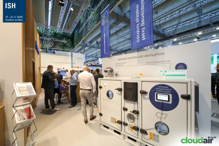 Komfovent VERSO Pro 2 unit with demand controlled ventilation display at ISH 2025