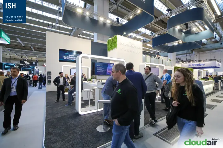 Linear stand seen from the aisle with e-learning and electrical design screens at ISH 2025