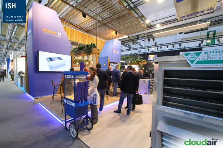 Mark stand with Heber branding, popcorn cart and a rooftop unit at ISH 2025