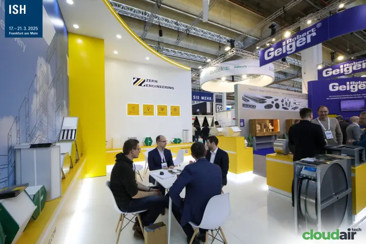 Meeting table at Zern Engineering with plate exchangers and a rotary wheel at ISH 2025