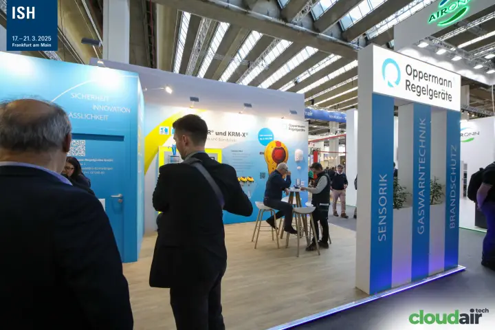 Oppermann Regelgeräte stand with Sensorik, Gaswarntechnik and Brandschutz columns