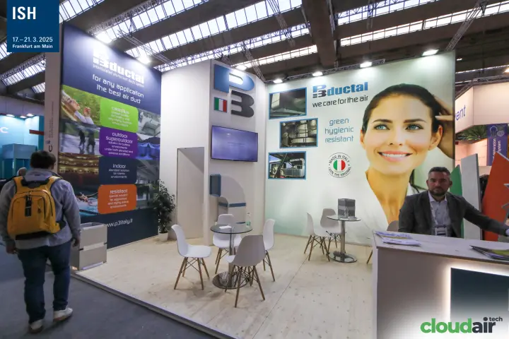 P3 meeting tables and duct sample in front of the ductal walls at ISH 2025