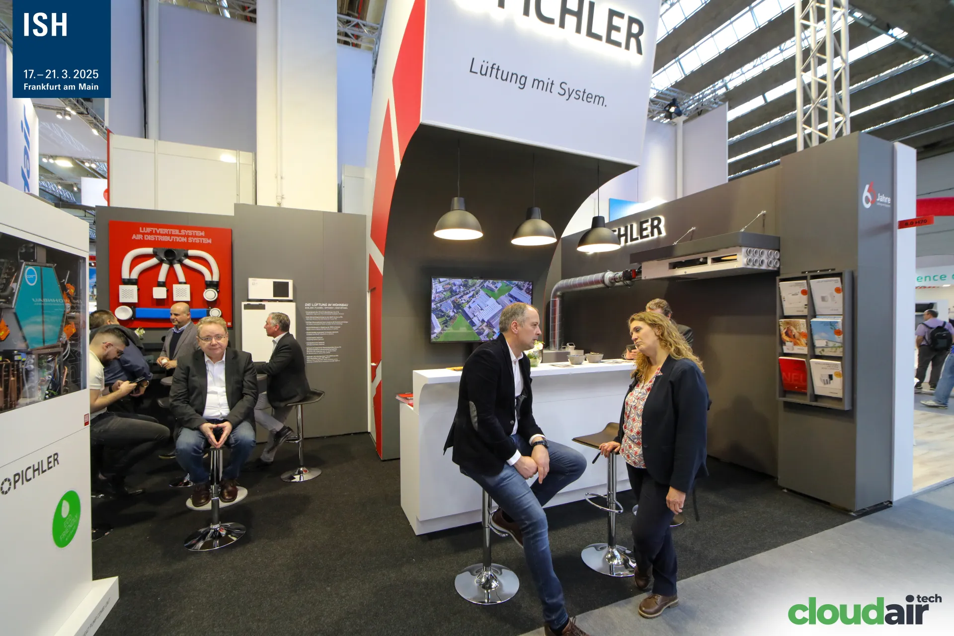 Pichler stand bar with air distribution board and ventilation units at ISH 2025
