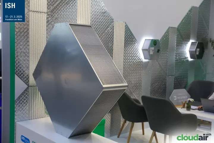 Recutech aluminium hexagonal counterflow exchanger before embossed plate wall