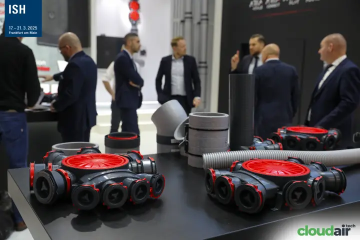 Red-capped distribution plenums and insulated duct parts from the ARIA range at ISH 2025