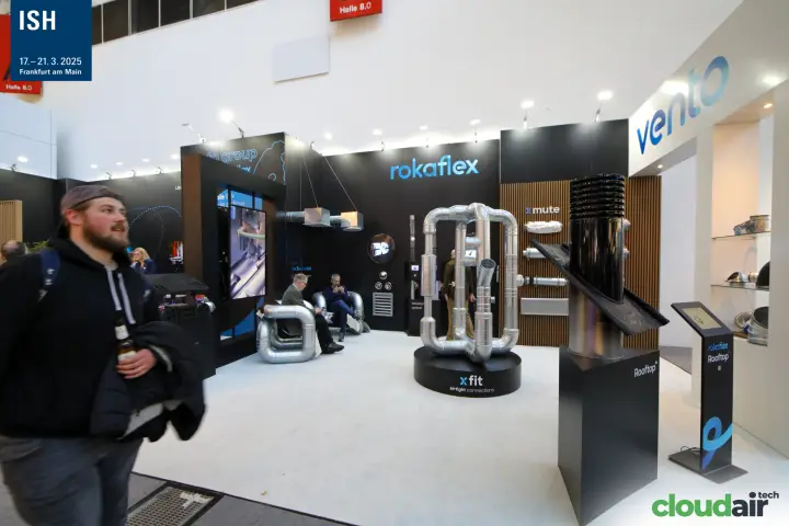 Rokaflex stand with xfit duct sculpture and Rooftop roof penetration at ISH 2025