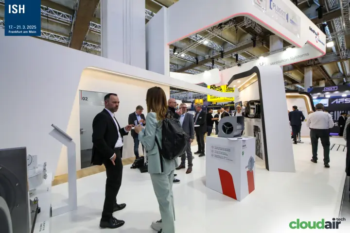 S&P Ventilation Systems stand with CBM-RE centrifugal fan on plinth