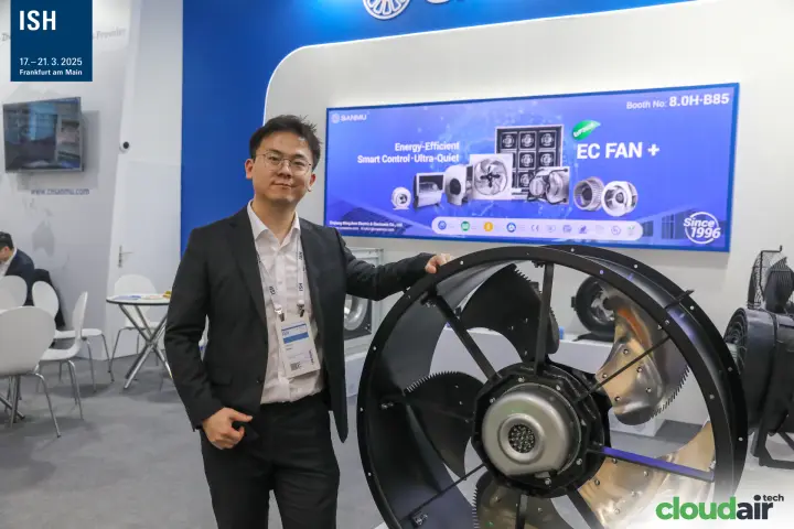 Sanmu stand with "EC FAN +" screen and axial fan exhibit