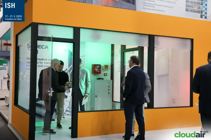 Sodeca glass demo room for stairwell pressurisation control at ISH 2025