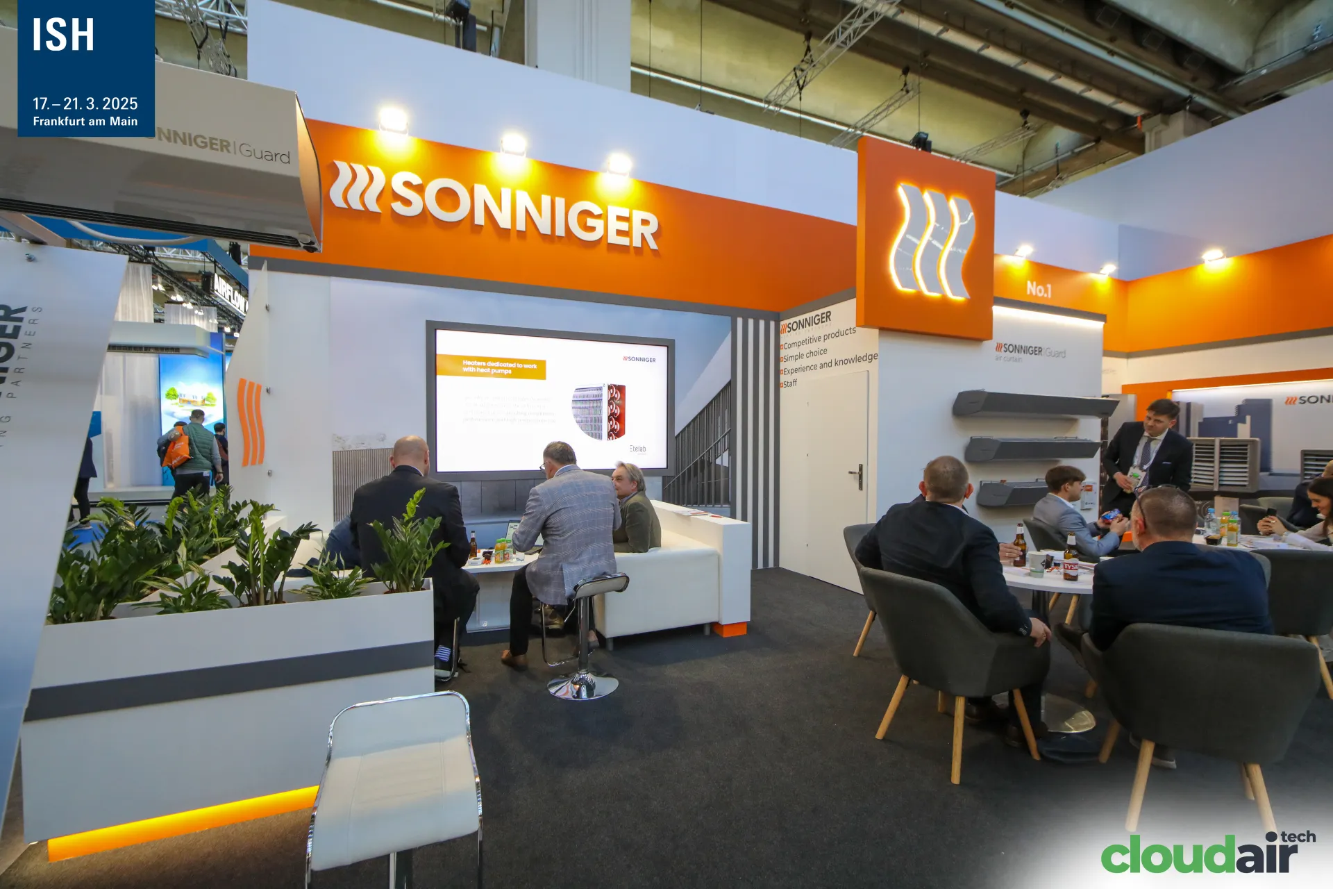 Sonniger lounge with screen about heaters for heat pumps at ISH 2025