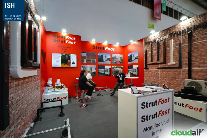 StrutFoot counter, support frames and trunking on brick-effect walls at ISH 2025