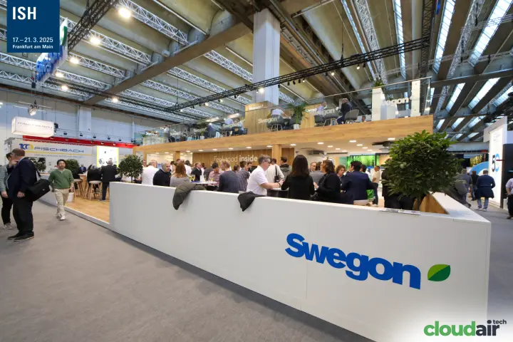 Swegon double-deck stand with "Feel good inside" lounge and upper meeting deck at ISH 2025