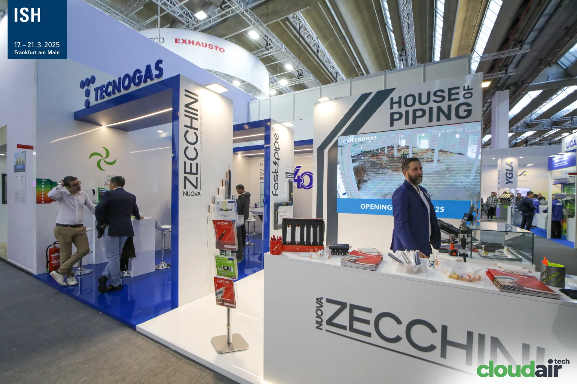 Tecnogas and Nuova Zecchini "House of Piping" stand with fastpipe display at ISH 2025