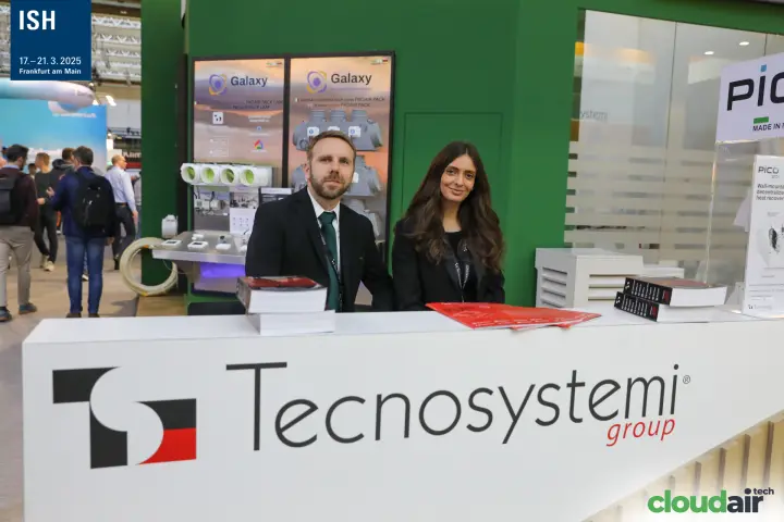 Tecnosystemi group reception counter with Galaxy and PICO displays at ISH 2025