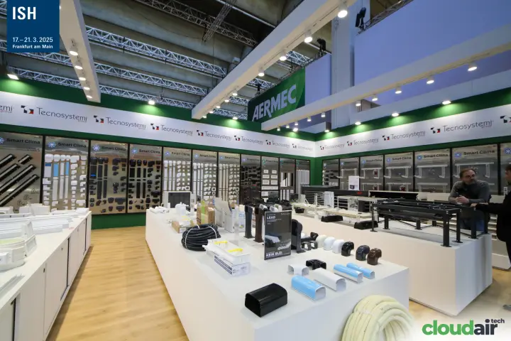 Tecnosystemi stand with Smart Clima line-set covers and fittings at ISH 2025