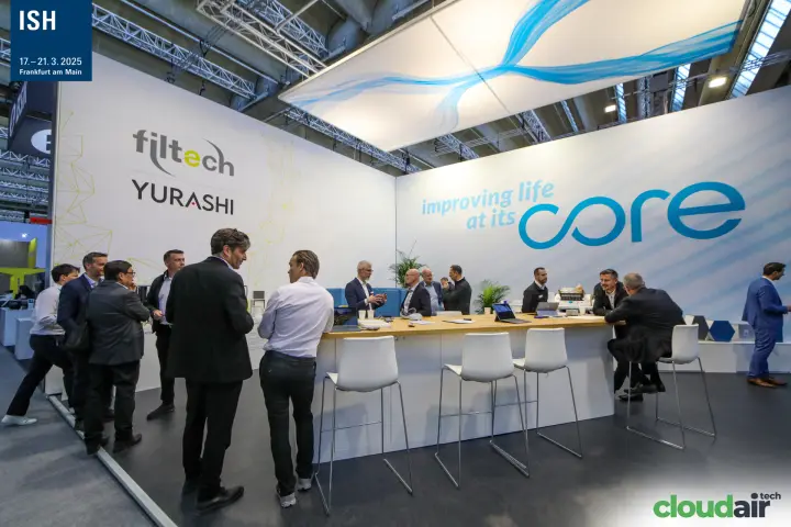 Visitors gathered at the Filtech and Yurashi meeting counter at ISH 2025