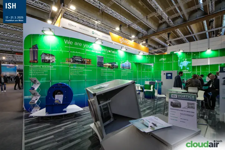 Vortice roof fan and blue centrifugal fan in front of green graphics at ISH 2025
