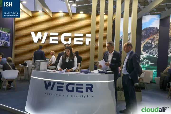Weger reception desk with "quality air / quality life" slogan at ISH 2025