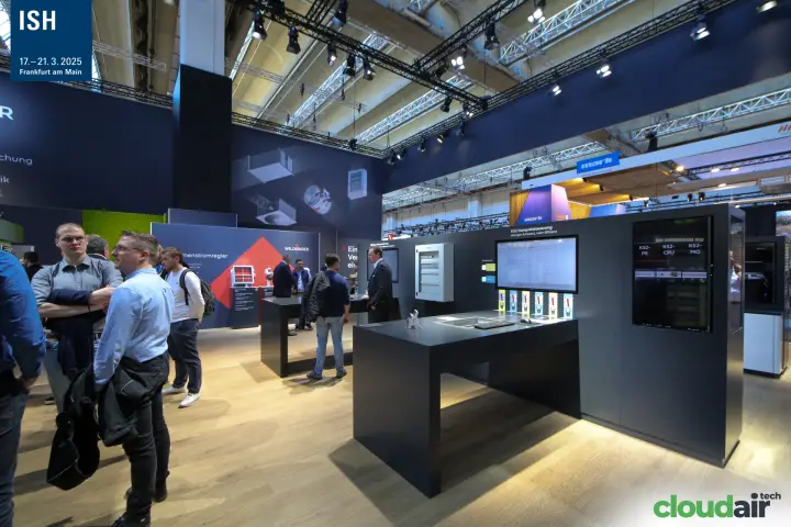 Wildeboer KS2 compact control station with screens and control cabinet at ISH 2025