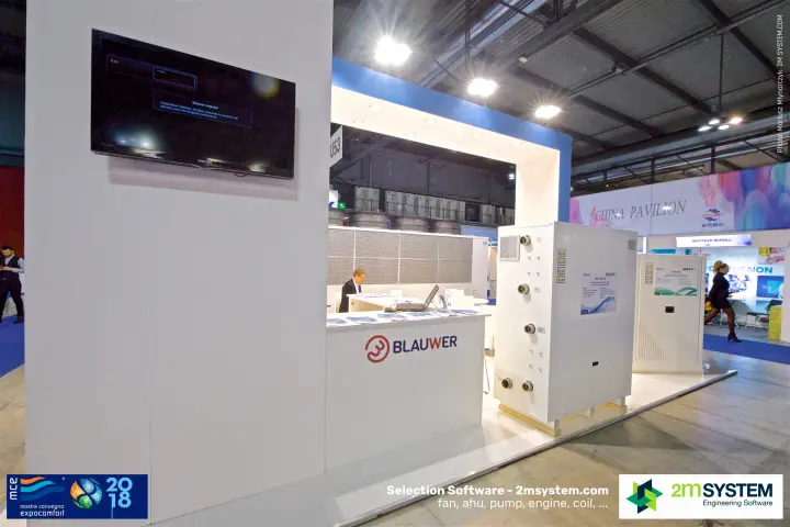 Blauwer reception counter with water-connected chiller and heat pump cabinets