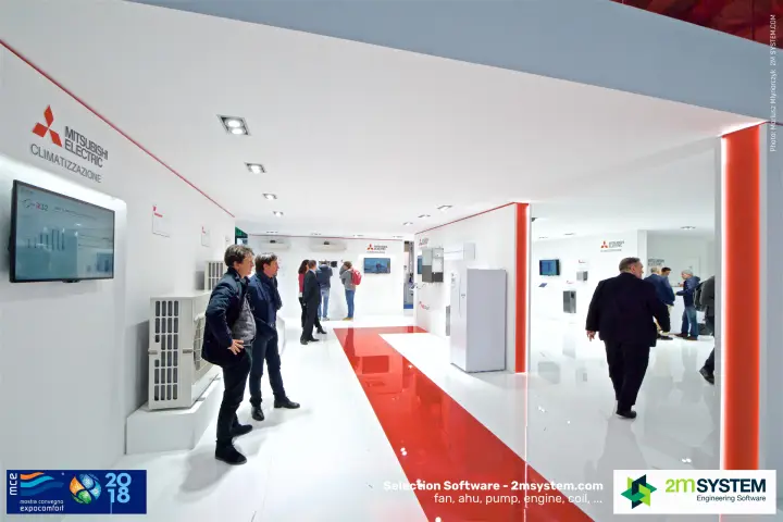 Mitsubishi Electric corridor with R32 screen and floor-standing indoor unit at MCE 2018