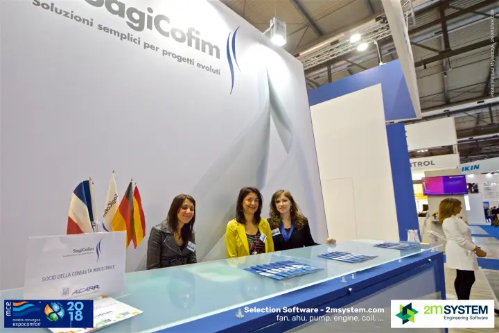 SagiCofim team at the glass counter with AiCARR member sign at MCE 2018