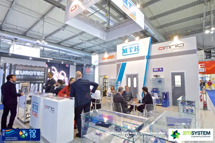 Visitors and glass component cases on the MTH and Omnia stand at MCE 2018